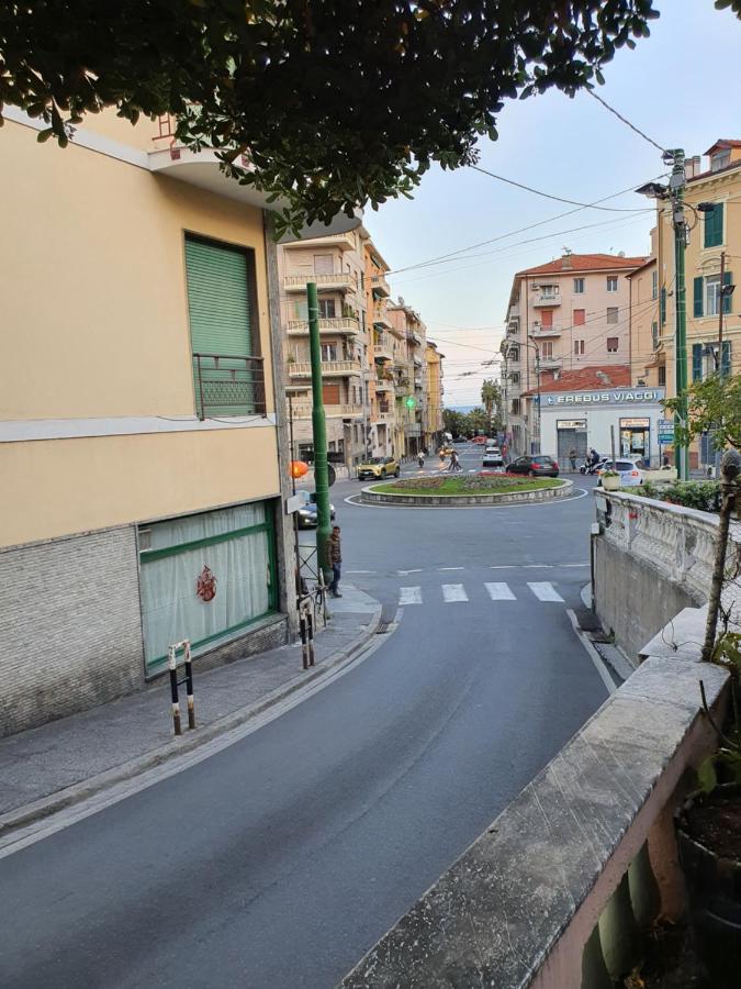 Villa Arcobaleno Rondò Garibaldi Sanremo Exterior foto