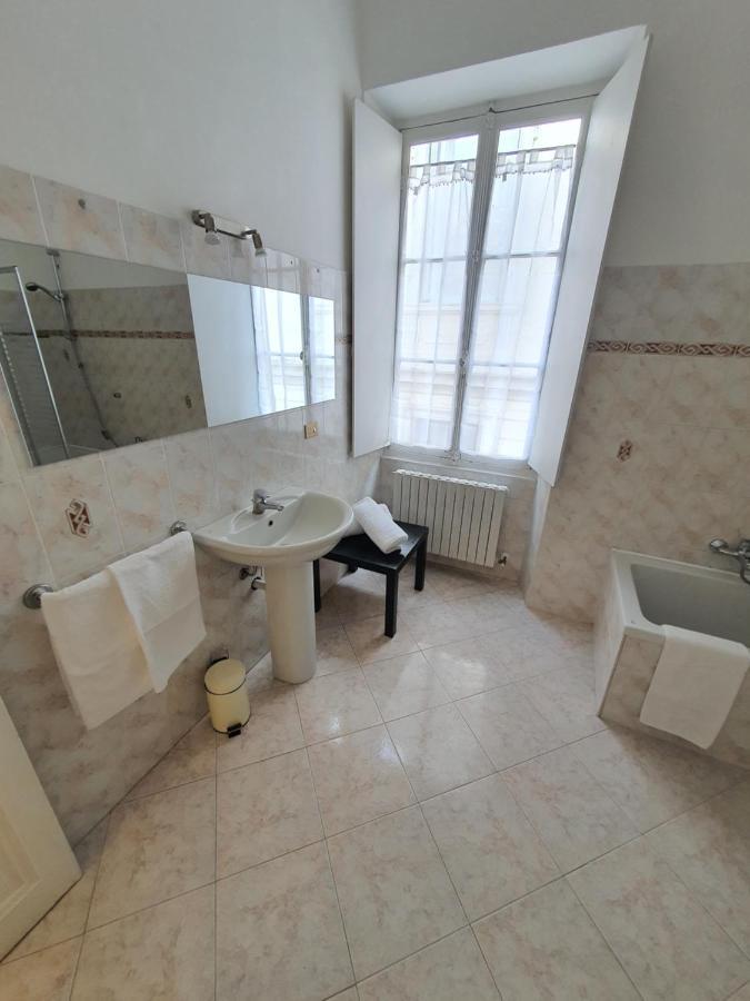 Villa Arcobaleno Rondò Garibaldi Sanremo Exterior foto